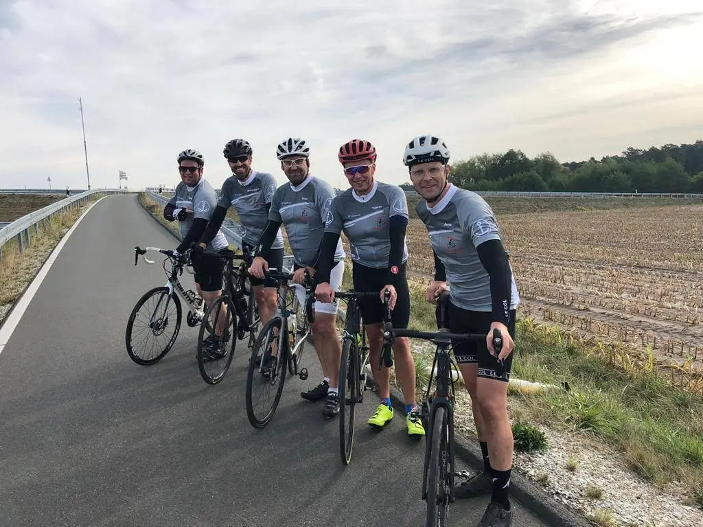 Team Steinhäger in einheitlichen Trikots